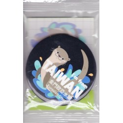 馬口鐵徽章-金門歐亞水獺